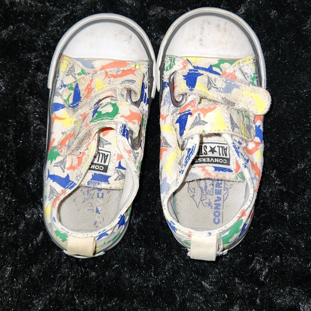 Converse Colorful Low-Top Sneakers